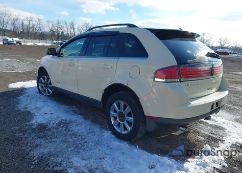 2007 Lincoln Mkx z USA, uszkodzony, nr VIN 2LMDU88C57BJ04656